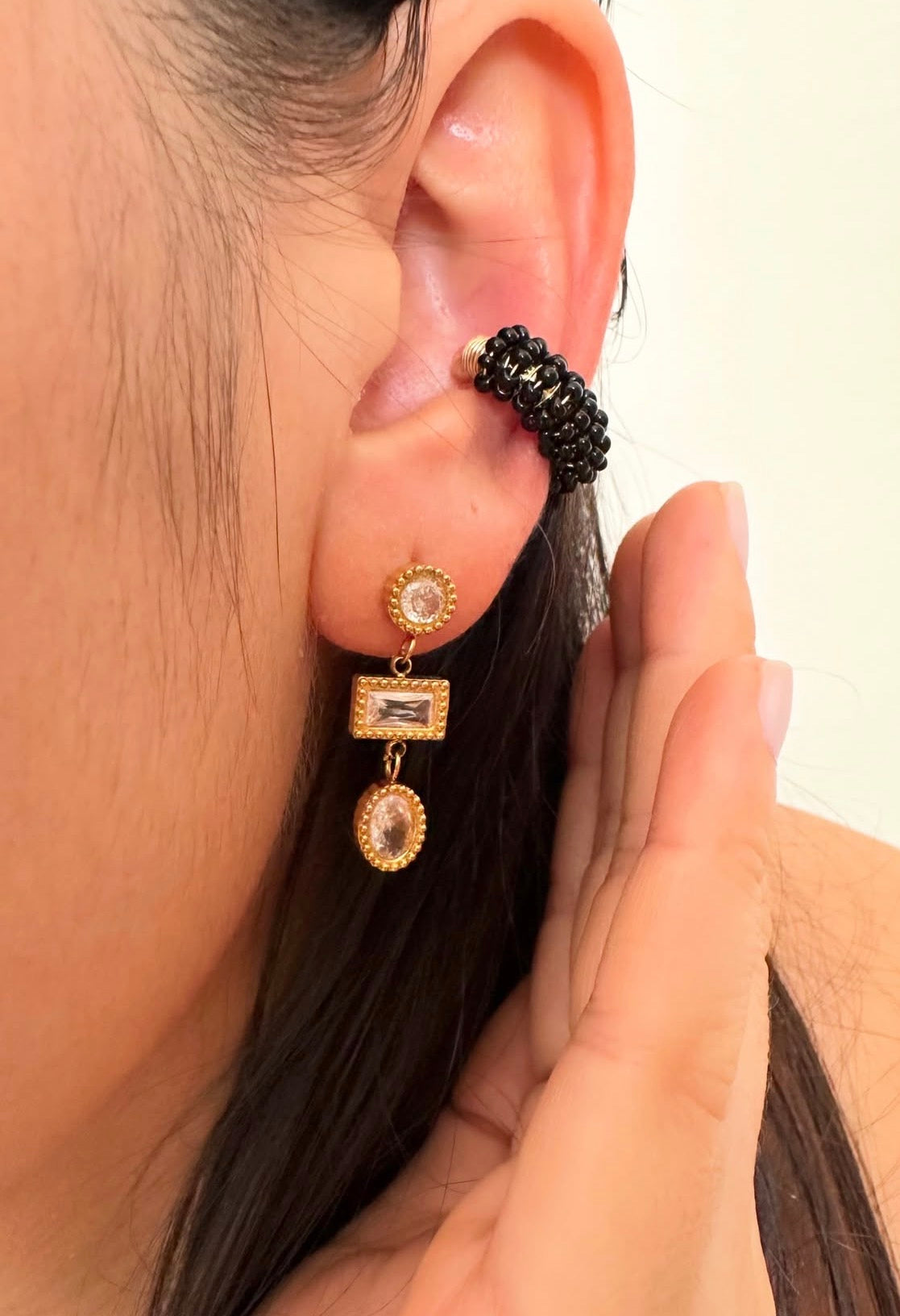Elisa Earcuff