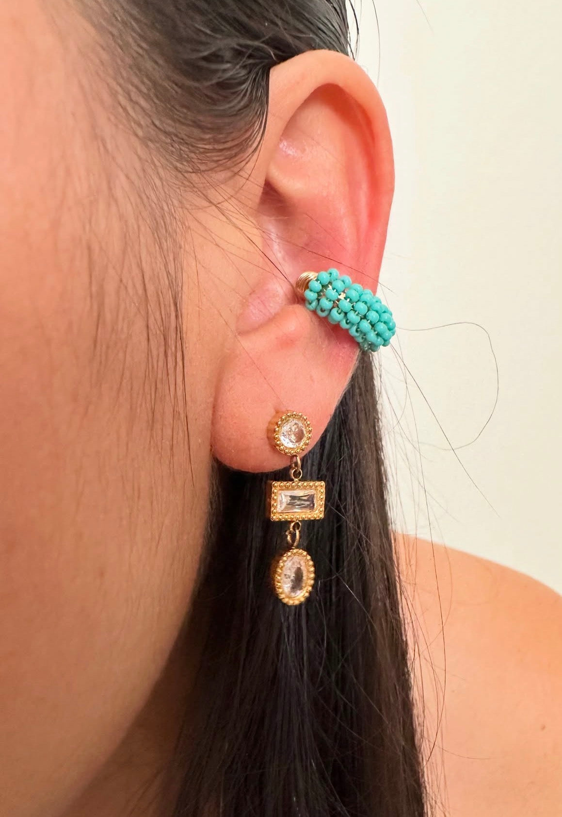 Elisa Earcuff