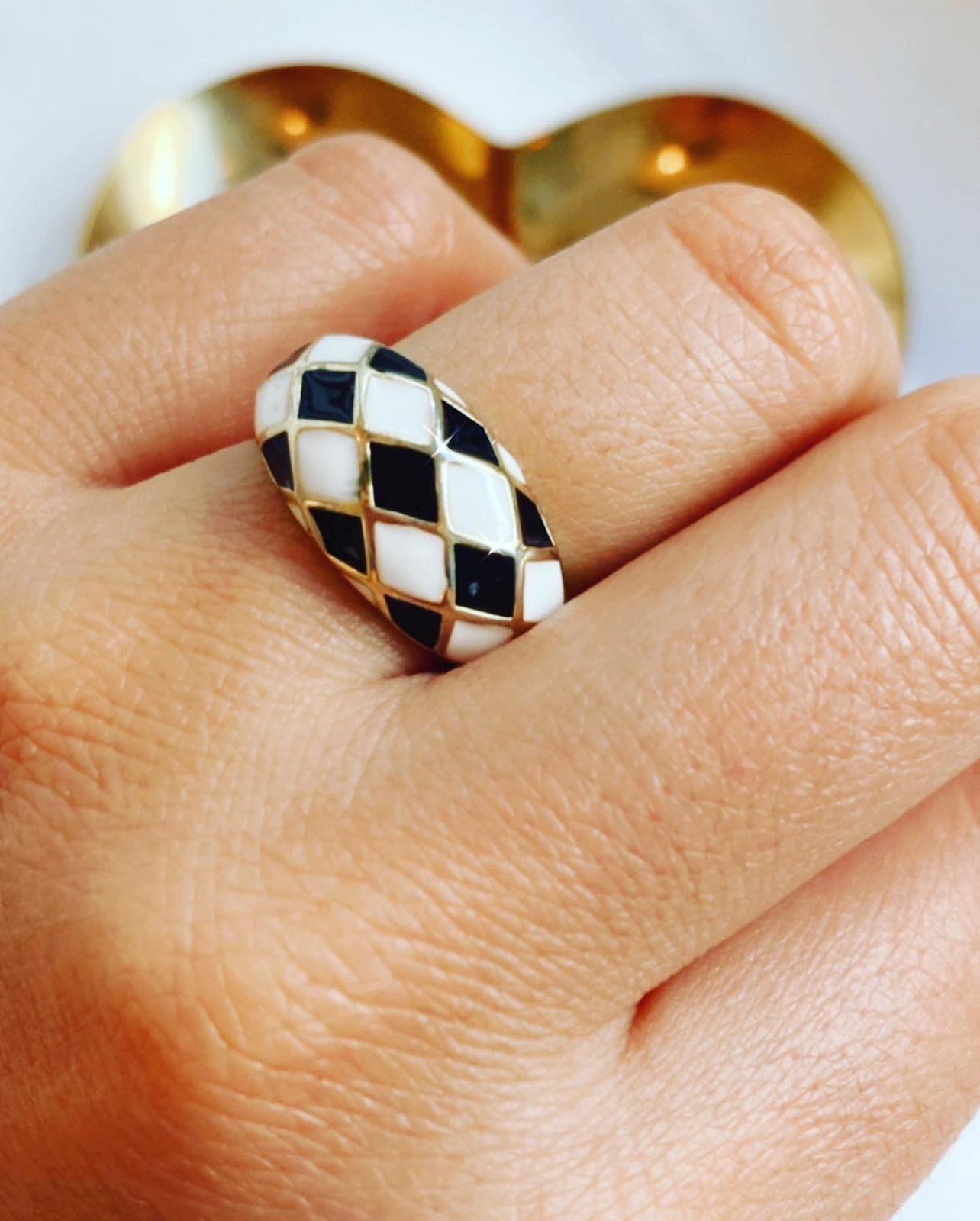 Black and White Ring